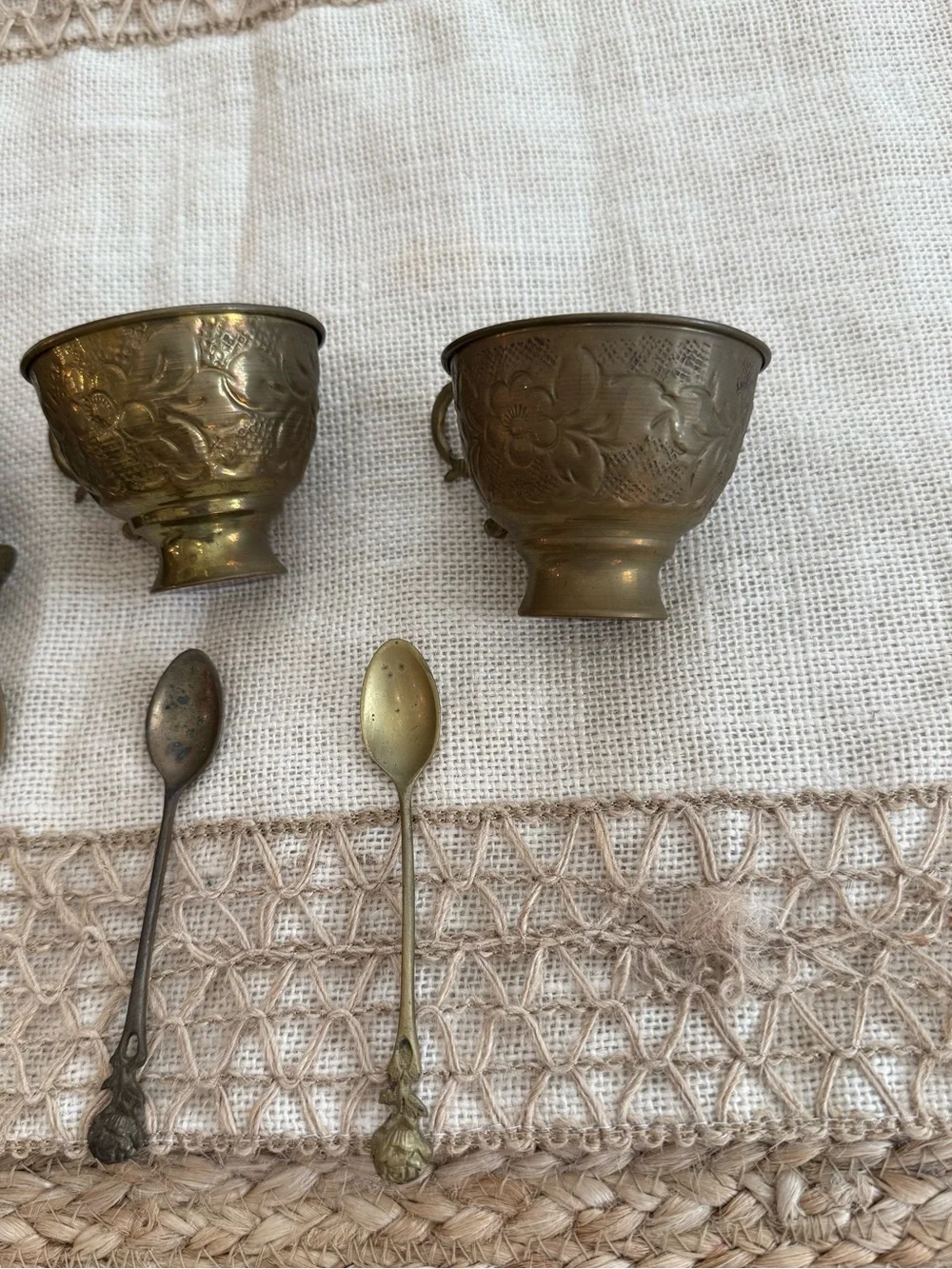 Vintage Floral Embossed brass Tea Cups with Spoons - Picture 3 of 10